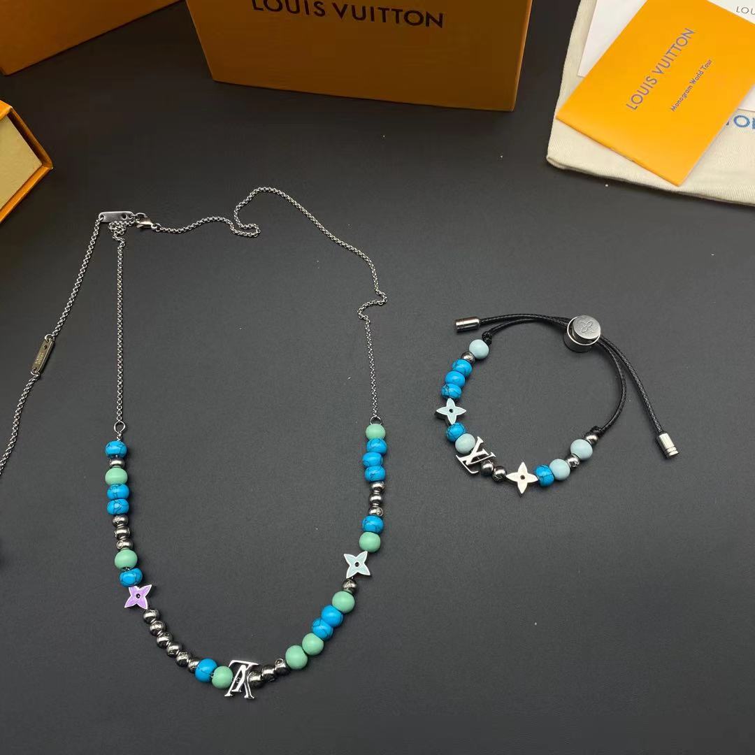 148 RMB / 208 RMB Necklace