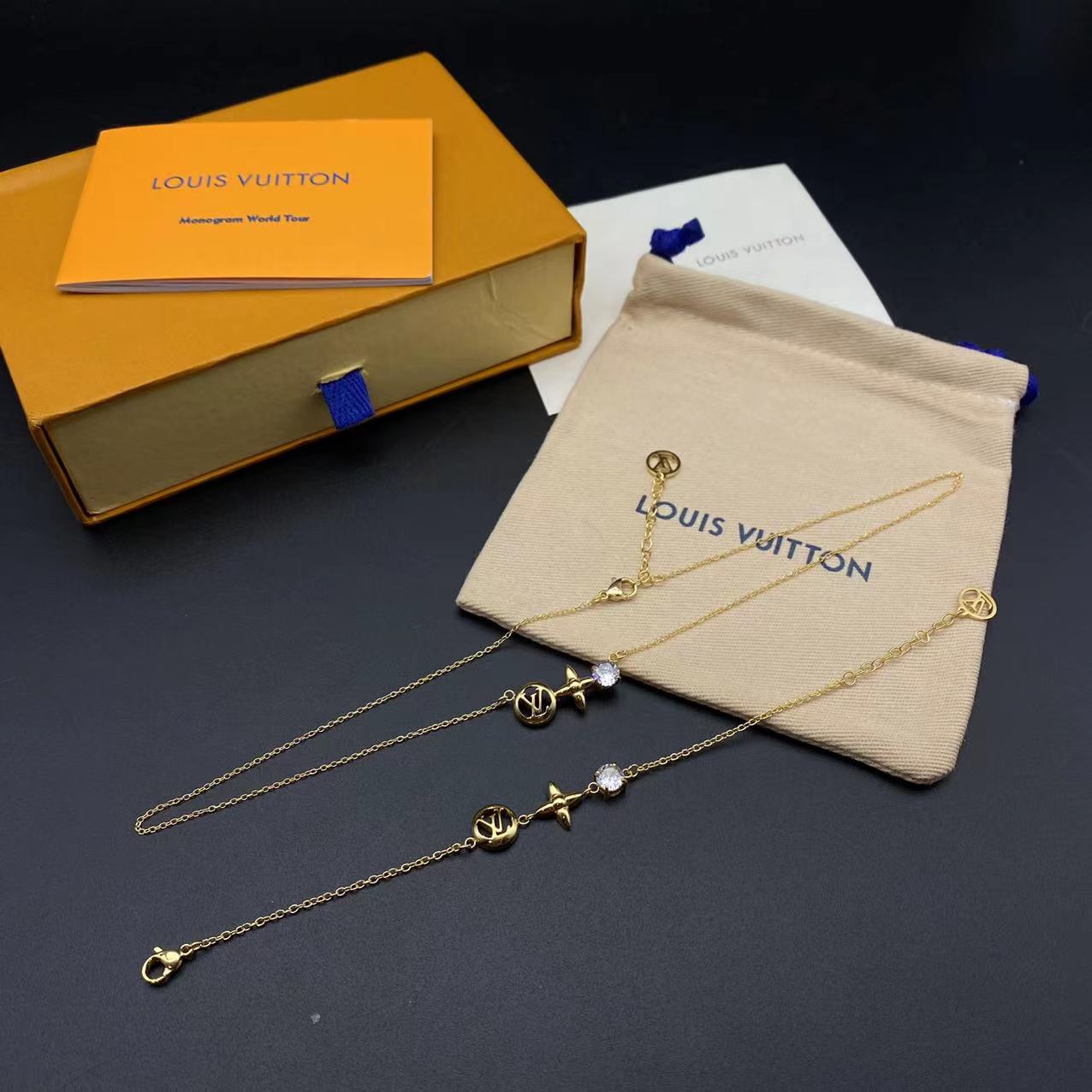 128 RMB Bracelet / 148 RMB Necklace