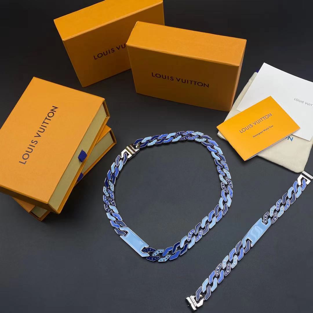 168 RMB / 218 RMB Necklace